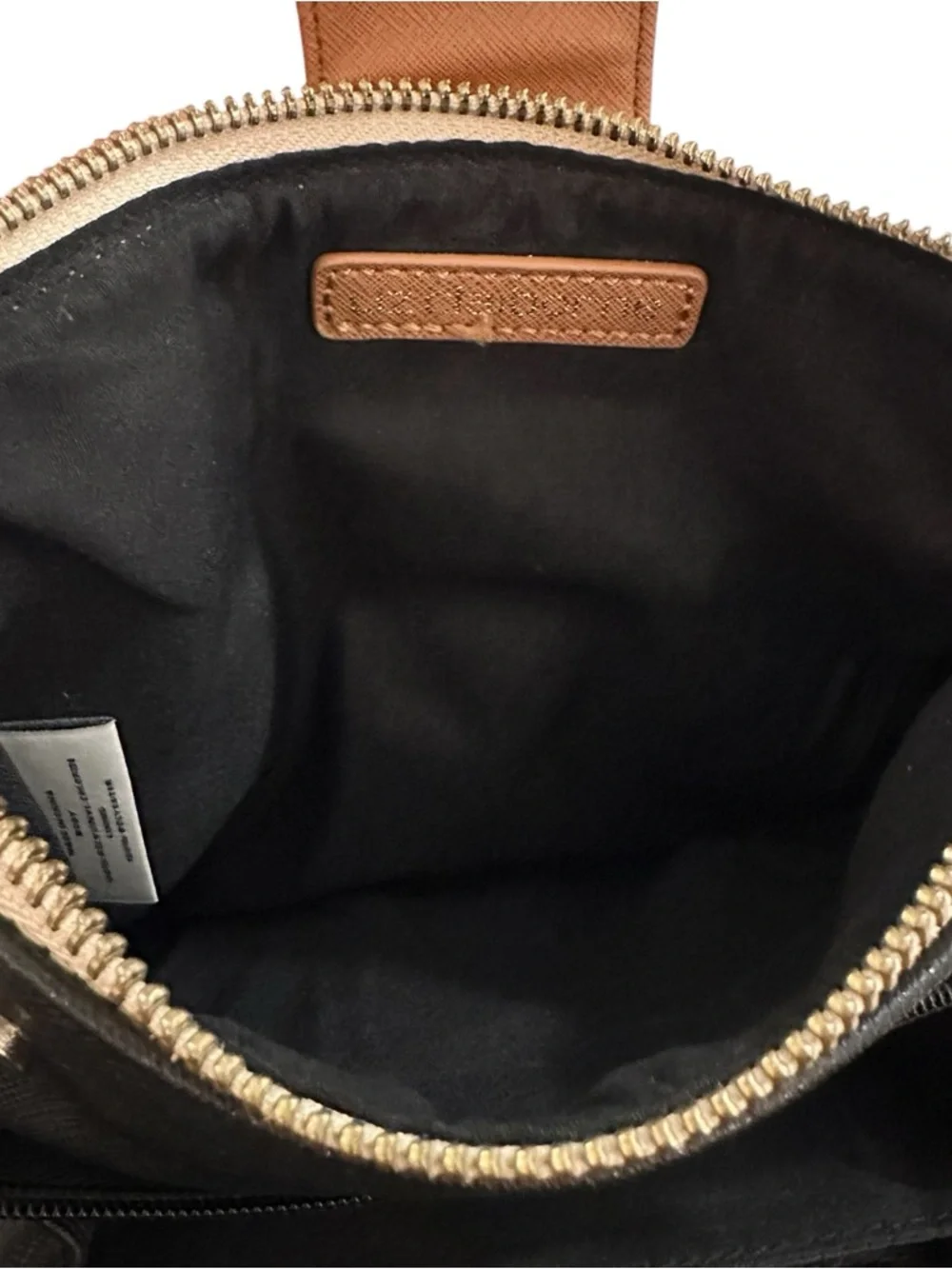 LIZ CLAIBORNE Crossbody Wallet Purse Beige Tan Colorblock Organizer Bag